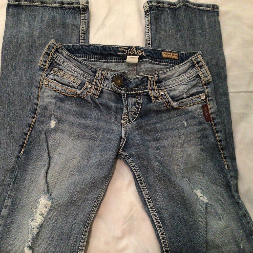 Preowned Silver Low Rise W26 / 32 L